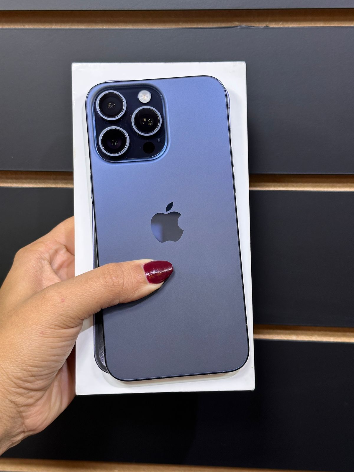 Apple iPhone 15 Pro Max