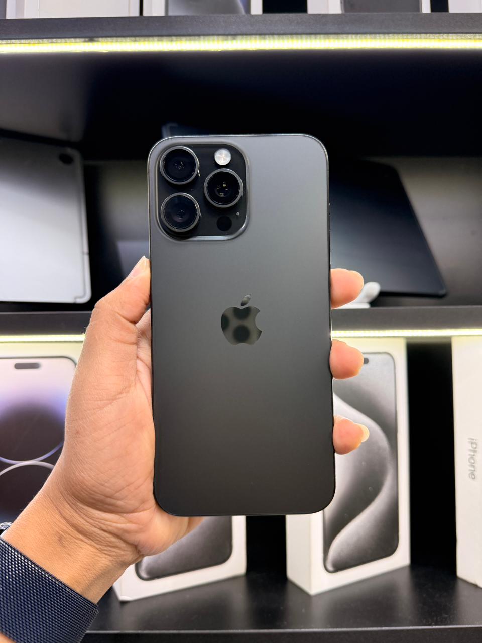 Apple iPhone 15 Pro Max